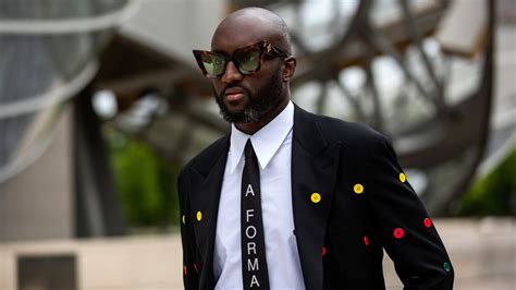 morte direttore artistico louis vuitton|Virgil Abloh, artistic director for Louis Vuitton and Off.